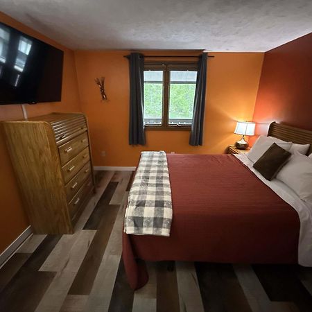 Boyne Mountain Condo -Sleeps 12 Boyne Falls Buitenkant foto