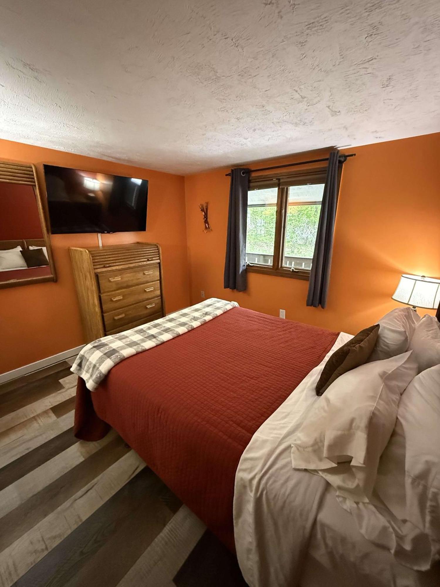 Boyne Mountain Condo -Sleeps 12 Boyne Falls Buitenkant foto
